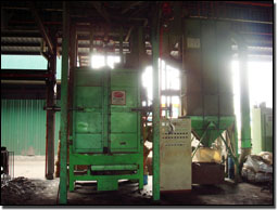 Green sand treatment and moulding unit